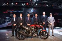 Môtô Honda X-Blade "chốt giá" 28 triệu đồng tại Ấn Độ