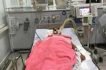 Cận tết, tình trạng ngộ độc rượu và phẩm màu độc hại tăng mạnh