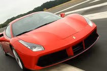 Ferrari Dino “bình dân hoá siêu xe” với động cơ tăng áp kép