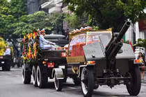 Đoàn xe tiễn Chủ tịch nước Trần Đại Quang về với đất mẹ