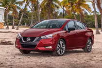 Nissan Versa 2020 hoàn toàn mới, “đối thủ” Ford Fiesta sedan