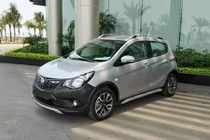 Xe giá rẻ VinFast Fadil lần đầu lăn bánh trên phố Việt