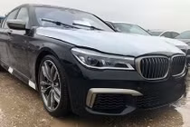 "Đập thùng" BMW M760Li xDrive G12 hơn 10 tỷ tại Việt Nam