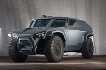 "Soi" xe quân sự Arquus Scarabee có thể đi ngang của Volvo