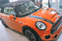 Xe MINI Convertible JCW 2,5 tỷ đầu tiên tại Việt Nam