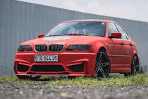 Thợ xe máy Sài Gòn độ BMW 318i “hàng nát” lên M5