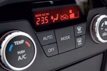 Sử dụng điều hòa ôtô thế nào khi trời nắng nóng?