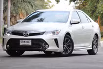 Chi tiết Toyota Camry 2.0G Extremo 2017 giá hơn 1 tỷ 