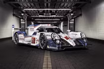 Xe đua Toyota có thể nấu bữa sáng cho 171 người