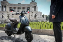 Scooter “đắt đỏ” nhất của Vespa thêm phiên bản đặc biệt 
