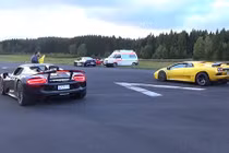 Xem Porsche 918 cho Lamborghini Diablo VT “hít khói”