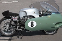 Ngắm siêu môtô “siêu độc hại” Guzzi V8 những năm 50