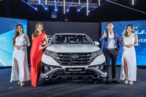 Xe Toyota Rush mới "sang chảnh" hơn, giá từ 520 triệu đồng