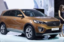 SUV 7 chỗ Kia Sorento mới giá từ 1,04 tỷ đồng