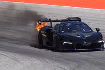 Video: Siêu xe McLaren Senna triệu đô cháy trên đường đua