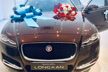 Đạo diễn Long Kan tậu "siêu báo" Jaguar XF hơn 3 tỷ đồng