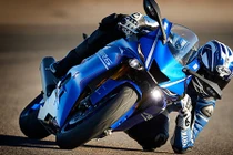 Siêu môtô Yamaha R6 2017 "chốt giá" 275 triệu tại Mỹ