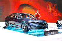 Chi tiết Honda Civic 2025 tại Việt Nam, cao nhất 999 triệu đồng