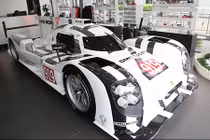 Đấu giá từ thiện phiên bản trưng bày Porsche 919 Hybrid