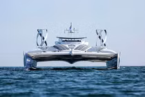 Hãng xe hơi Toyota phát triển tàu hydrogen đầu tiên trên thế giới