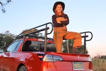 Tesla Model 3 đầu tiên độ xe bán tải từ một cô gái