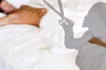 Quý ông bị cắt của quý: Người đẹp đến viện dọa cắt tiếp