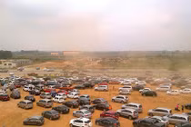 Gần 500 ôtô tại diễn đàn otofun tạo kỷ lục xếp xe tại VN