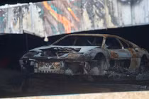 Loạt xe ôtô hàng hiếm trị giá 1.400 tỷ đồng cháy rụi 