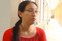 Cô giáo im lặng, không giảng bài suốt 3 tháng muốn... tiếp tục lên lớp