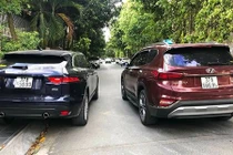 Hyundai SantaFe "chạm mặt" Jaguar F-Pace trùng biển kiểm soát 