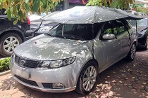 Xe ôtô để ngoài trời nắng nóng có hại như thế nào?