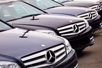 Hàng loạt xe sang Mercedes-Benz bị điều tra tại Mỹ