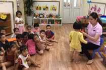 Vụ trường mầm non Mai Dịch: Nhà trường đưa 50 triệu, phụ huynh từ chối?