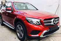 Mercedes-Benz GLC 200 giá 1,67 tỷ đồng “cập bến” VN