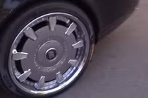 Siêu xe sang Rolls-Royce đắt nhất độ mâm đính pha lê