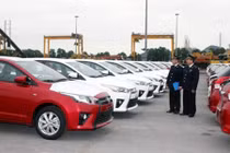 Xe ôtô Ấn Độ giá 85 triệu ùn ùn vào Việt Nam