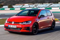 Volkswagen Golf GTI TCR mới giá hơn tỷ đồng có gì hay?