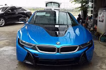 Siêu xe BMW i8 tại Hà Nội "xuất viện" sau tai nạn nát đầu