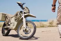 Xem xe môtô chạy điện dành riêng cho quân đội Nga