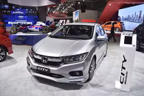 Doanh số thấp, Honda CR-V và City giảm tới 57 triệu đồng