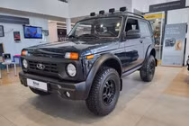 Loạt ôtô Lada của Nga cập cảng Việt Nam, dự kiến từ 360 triệu