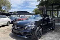 Ôtô tiền tỷ hàng chạy thử, trưng bày, giảm tới 200 triệu đồng