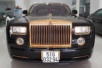 Rolls-Royce Phantom mạ vàng lỗ 15 tỷ sau 5 năm ở Việt Nam