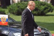 "Soi" Mercedes-Benz chống đạn của Tổng thống Putin tại Đà Nẵng 