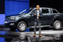 Ford Ranger mới có giá từ 320 triệu đồng tại Thái Lan