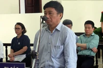 Xử ông Đinh La Thăng: 20 tỷ đồng Ninh Văn Quỳnh chiếm trôi về đâu?