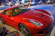 “Chạm mặt” siêu xe Ferrari F12 Berlinetta giá 21 tỷ tại Hà Nội