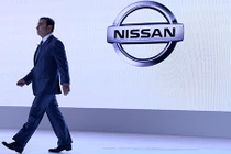 Cựu Chủ tịch Nissan đối mặt thêm nhiều tội danh mới