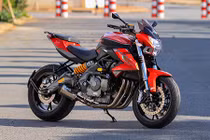 Môtô PKL “tàu” Benelli BN600i độ đồ chơi hiệu tại Sài Gòn