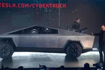 Elon Musk "bốc hơi" 768 triệu USD sau màn ra mắt Tesla Cybertruck